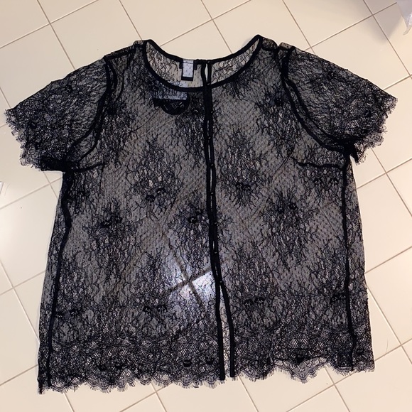 NWT Torrid Lace Top Size 2 - Picture 5 of 9
